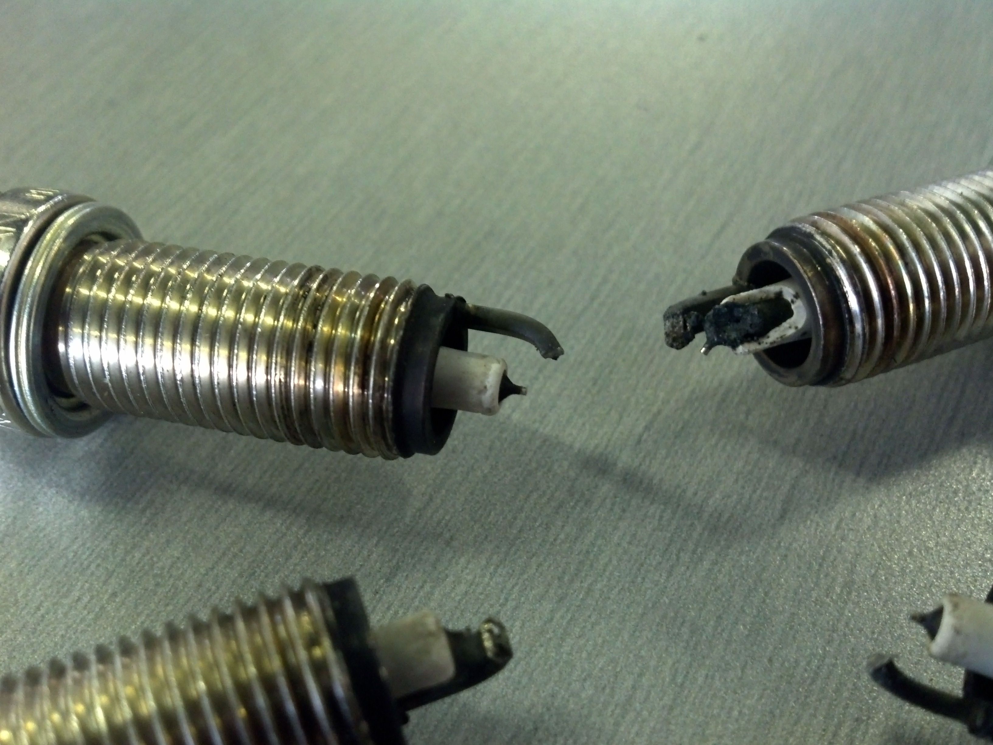 Spark plugs pulled from the failed engine