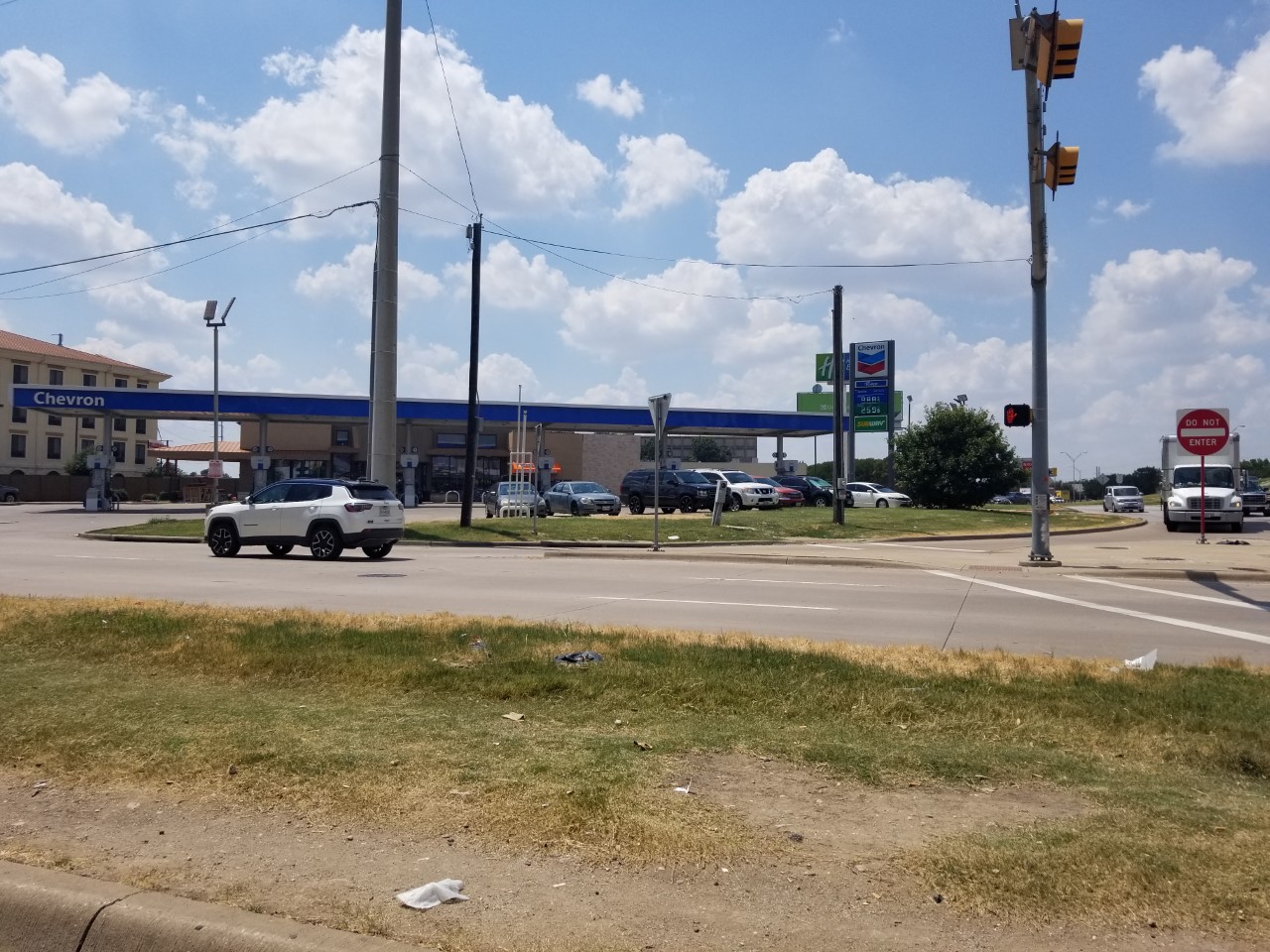 Chevron Fuel Town 1525 Inwood Dallas Racist