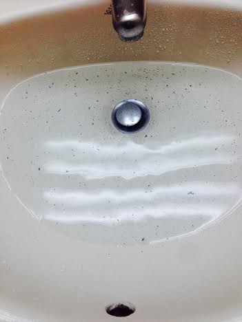 Sink not clean and plugged with hair